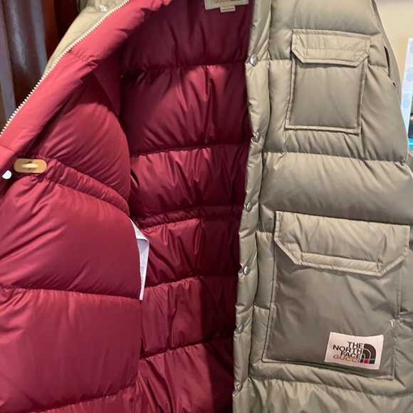 GucciXnorthface olive Puffer Jacket. Brand New. - Picture 3 of 10
